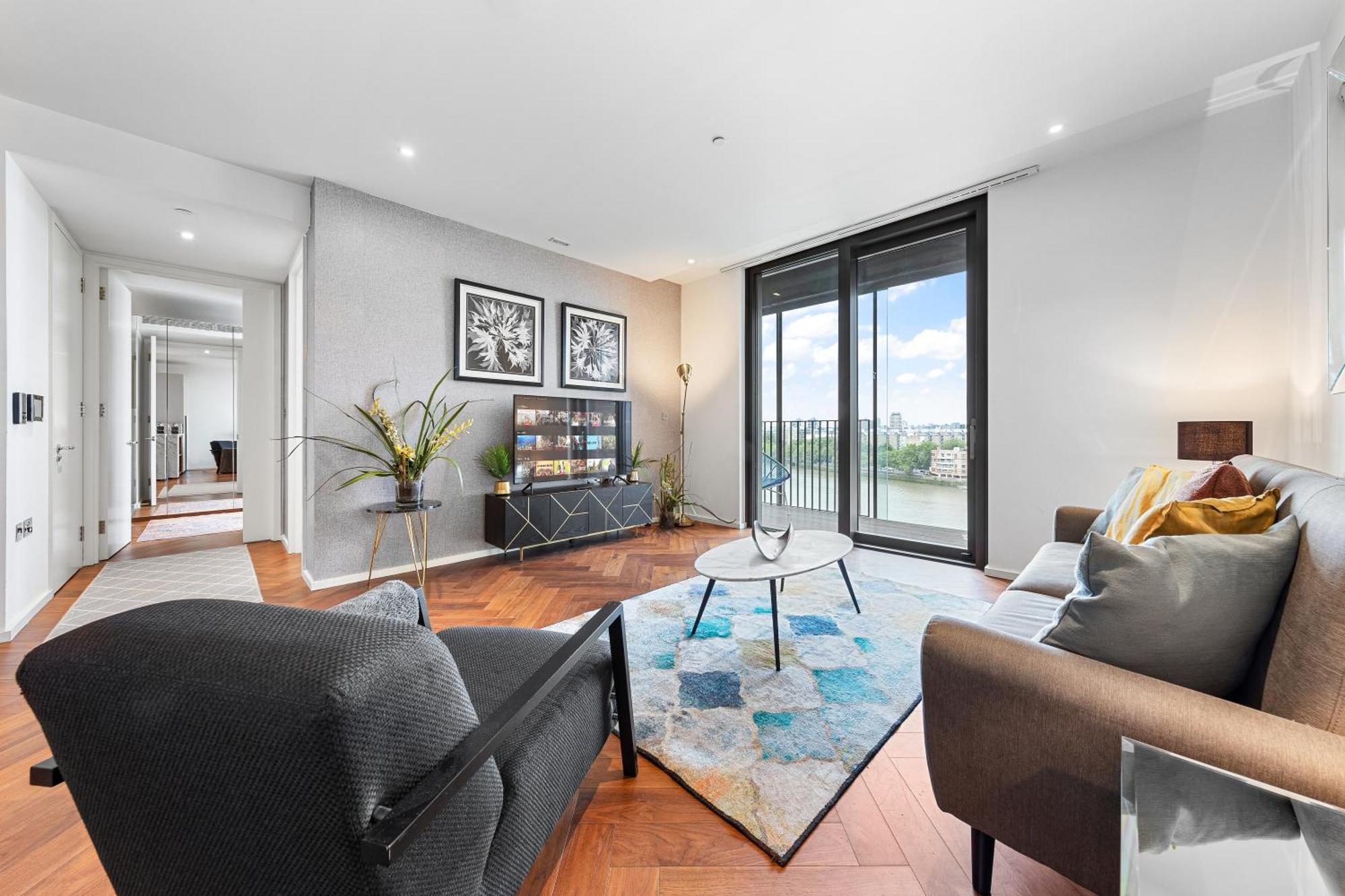 River Panorama 2 Bedroom New Development Apart-hotel *