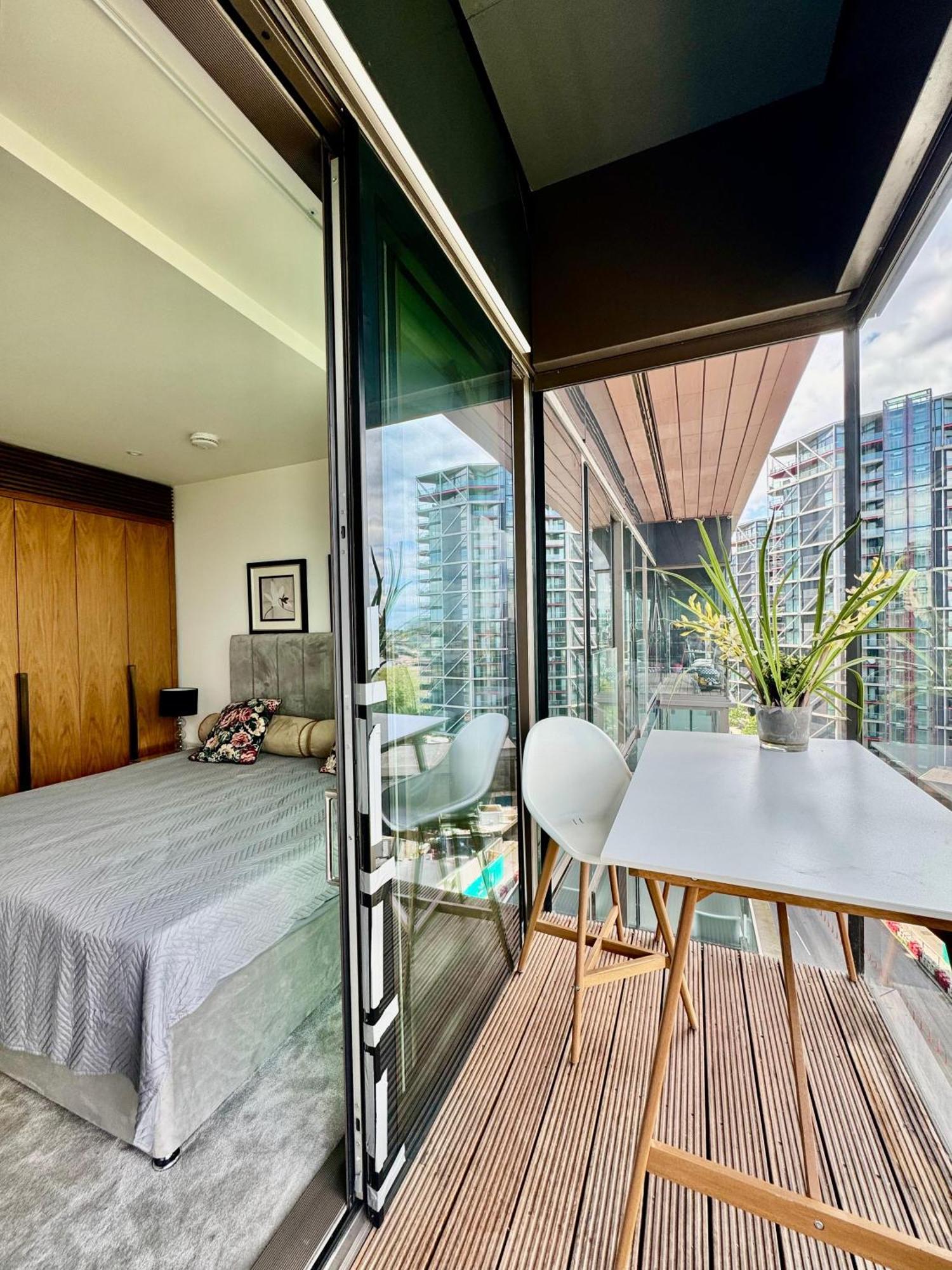 River Panorama 2 Bedroom New Development Apartahotel *