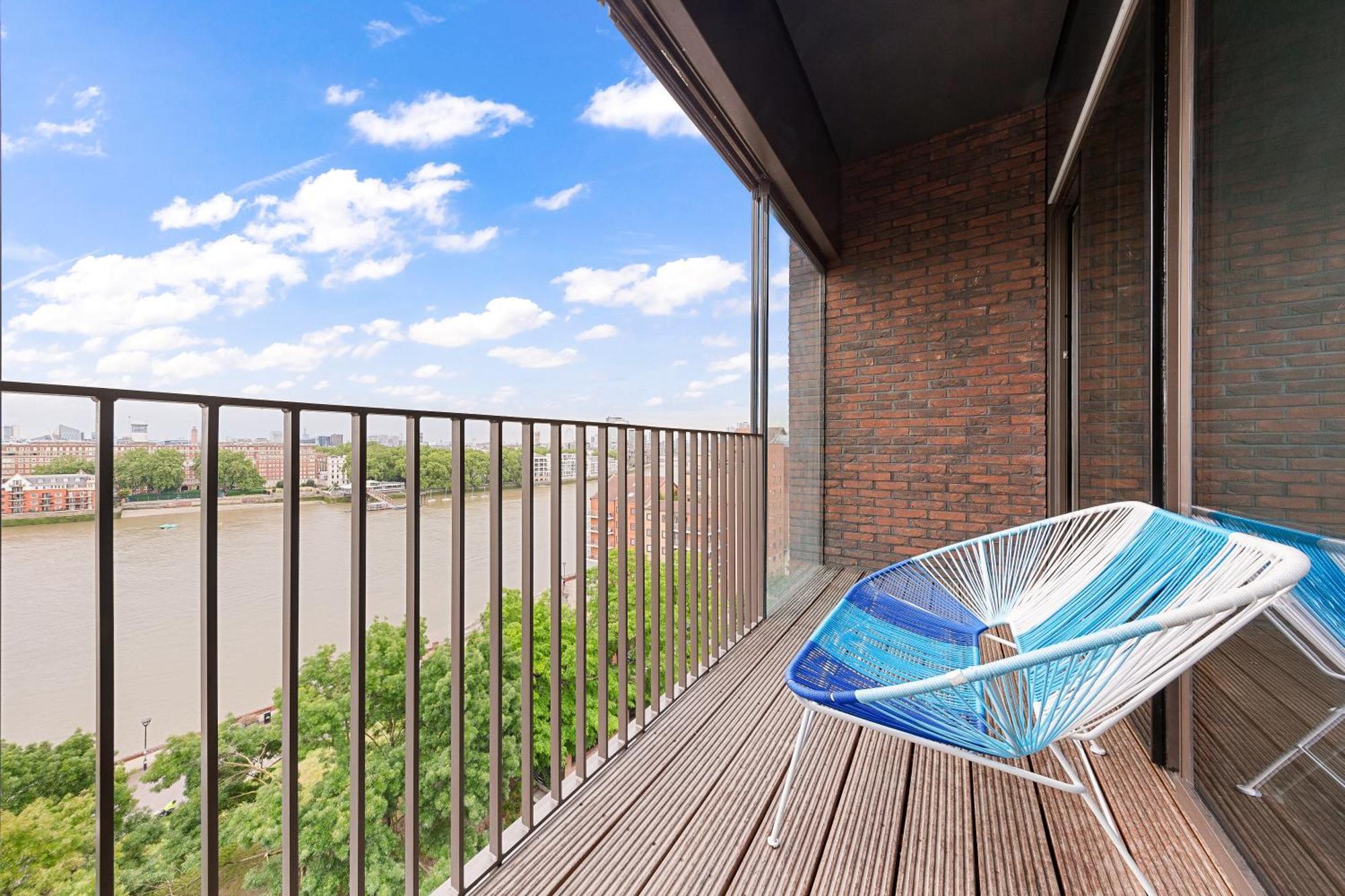 River Panorama 2 Bedroom New Development Apartahotel *